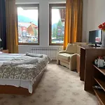 Stayinn Granat: Gondola Guest house 3*